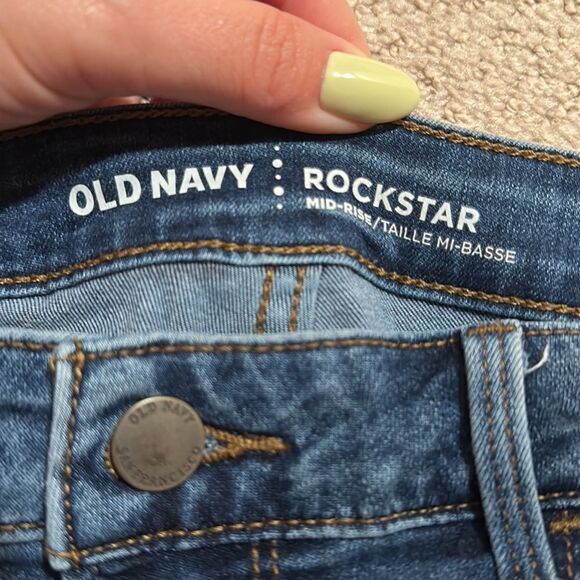 Old Navy Jeans - Picture 4 of 7